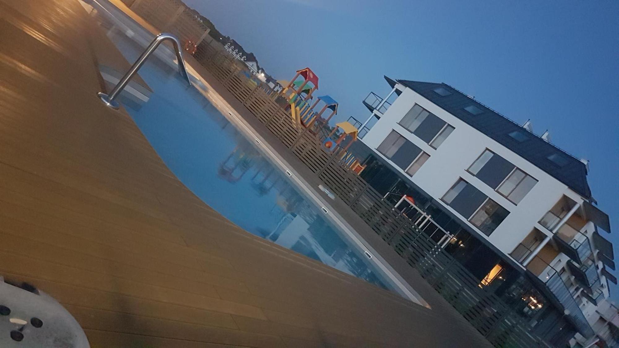 Apartamenty Przystanek Plaza Sarbinowo Luaran gambar